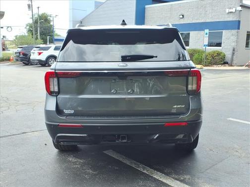 CARBONIZED GRAY METALLIC 2025 Ford Explorer ST-LINE