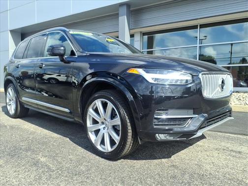 2018 Volvo XC90 T6 INSCRIPTION
