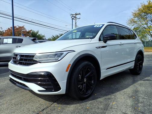 2024 Volkswagen Tiguan 2.0T SE R-LINE BLACK