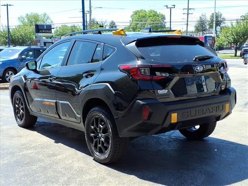 Crystal Black Silica 2024 Subaru Crosstrek WILDERNESS