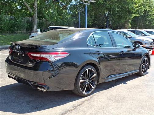 Midnight Black Metallic 2018 Toyota Camry XSE