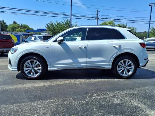 2024 Audi Q3 45 S LINE QUATTRO PREMIUM