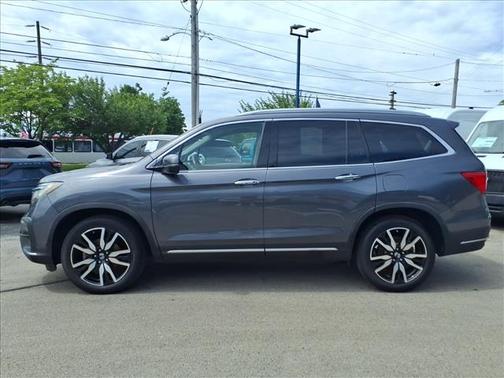 2019 Honda Pilot TOURING 7-PASSENGER