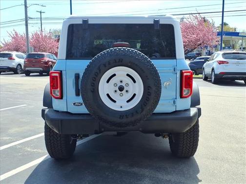 ROBIN'S EGG BLUE 2025 Ford Bronco HERITAGE EDITION