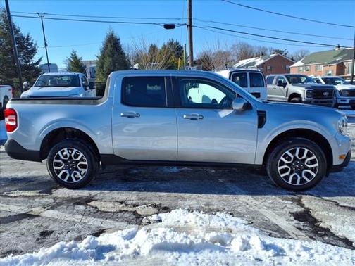 2022 Ford Maverick LARIAT