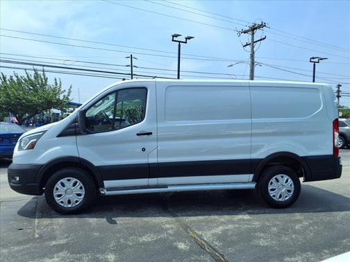 2023 Ford Transit-250