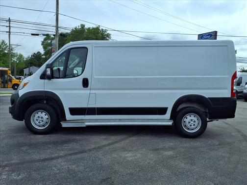 2023 RAM ProMaster 2500 136 WB LOW ROOF CARGO