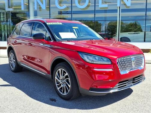 RED CARPET MET TC 2022 Lincoln Corsair STANDARD