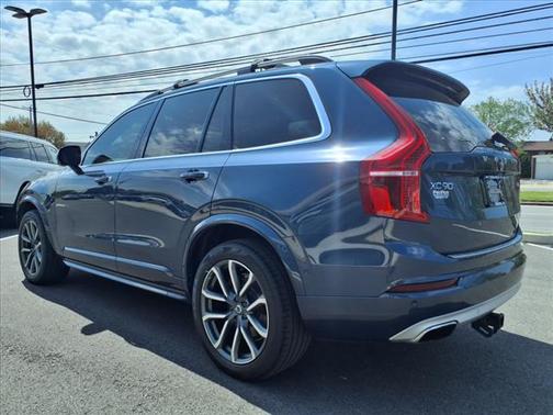 2019 Volvo XC90 T6 MOMENTUM