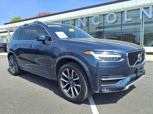 2019 Volvo XC90 T6 MOMENTUM