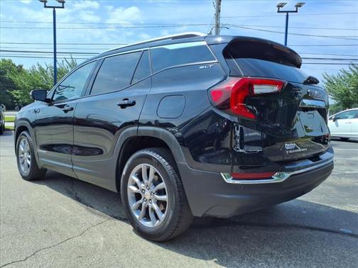 2022 GMC Terrain SLT