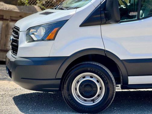 2018 Ford Transit-250 Base