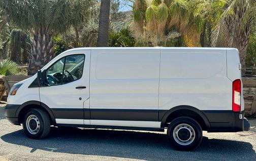2018 Ford Transit-250 Base