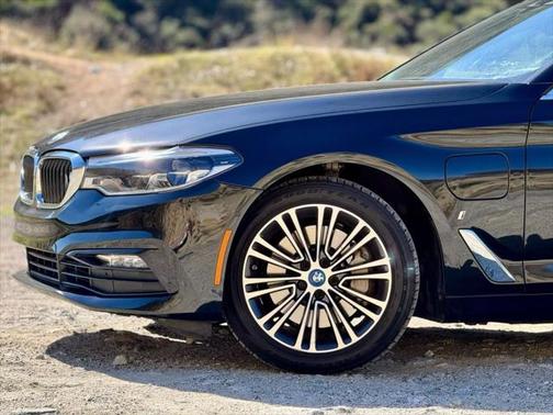 2018 BMW 530e iPerformance