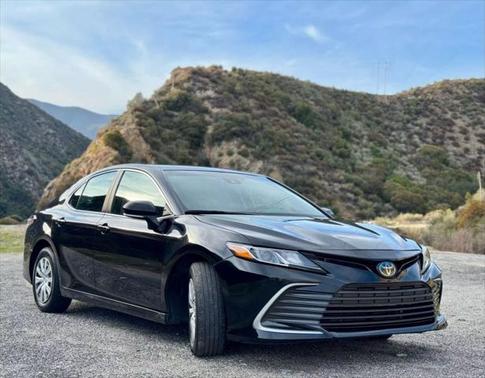 2022 Toyota Camry LE