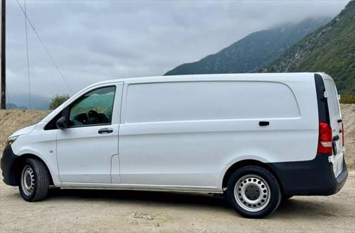 2018 Mercedes-Benz Metris Base