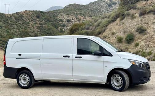 2018 Mercedes-Benz Metris Base