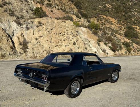1967 Ford Mustang Base