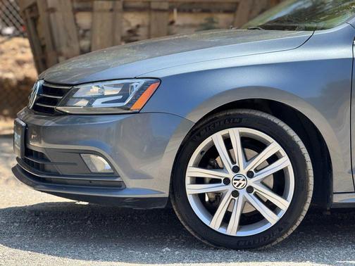 2015 Volkswagen Jetta 1.8T SEL