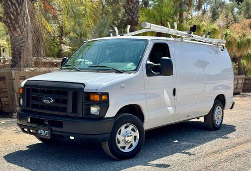 2010 Ford E250 Base