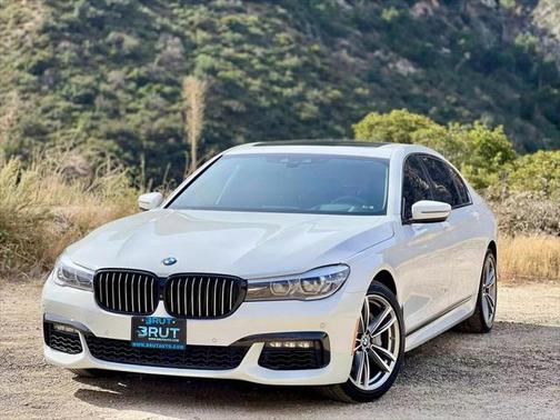 2017 BMW 740 740i Sedan 4D