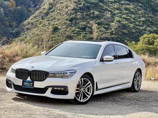 2017 BMW 740 740i Sedan 4D