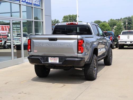 2025 Chevrolet Colorado ZR2