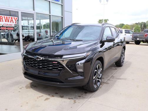 Mosaic Black Metallic 2026 Chevrolet Trax FWD ACTIV