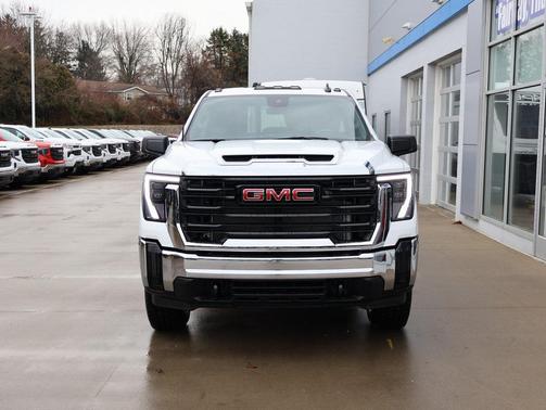 2025 GMC Sierra 2500 Pro