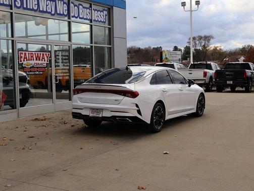 2023 Kia K5 GT-Line