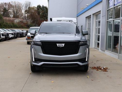 2023 Cadillac Escalade Sport