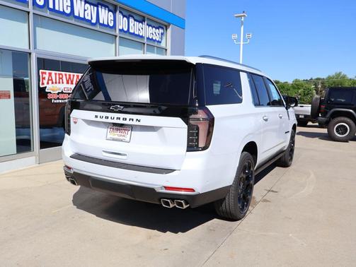 Polar White Tricoat 2026 Chevrolet Suburban High Country, 4WD