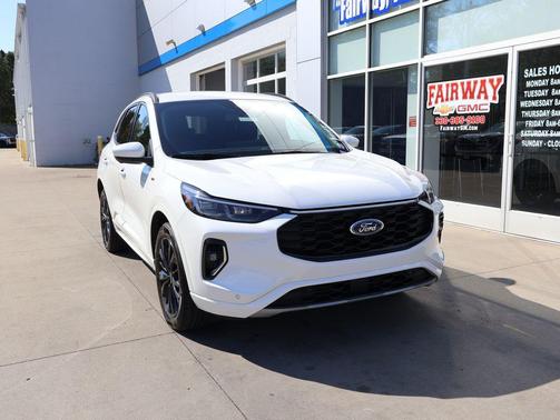 White Metallic 2023 Ford Escape ST-Line Elite