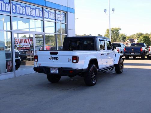 2023 Jeep Gladiator Willys 4x4