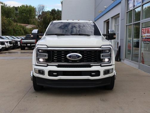 2023 Ford F-450 Platinum