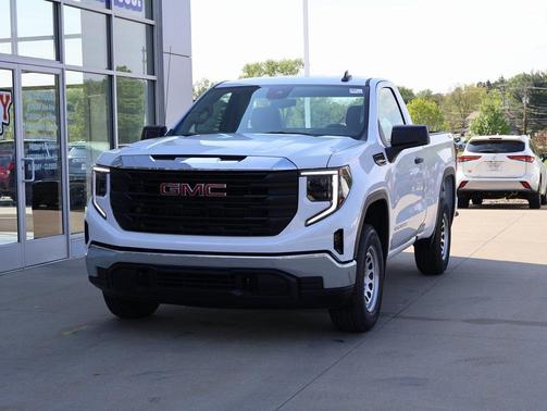 2025 GMC Sierra 1500 Pro