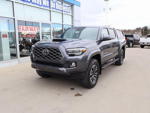 2022 Toyota Tacoma TRD Sport