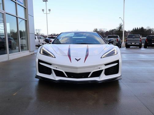 2026 Chevrolet Corvette E-Ray Convertible, 2LZ, RWD