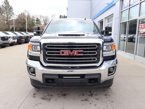 Onyx Black 2018 GMC Sierra 2500 SLE