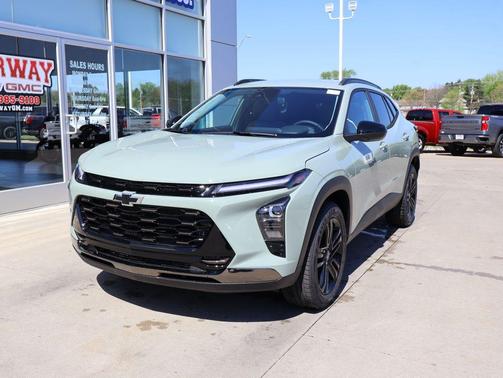 Cacti Green 2026 Chevrolet Trax FWD ACTIV