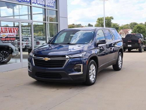 2022 Chevrolet Traverse LS