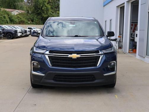 2022 Chevrolet Traverse LS