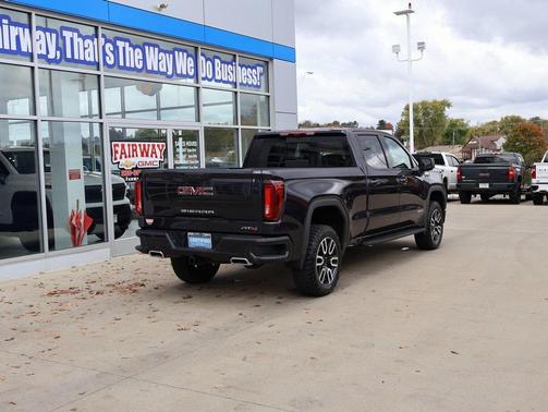 2025 GMC Sierra 1500 AT4