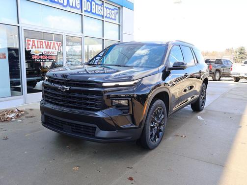 Mosaic Black Metallic 2026 Chevrolet Traverse LT