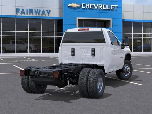 2025 Chevrolet Silverado 3500 WT