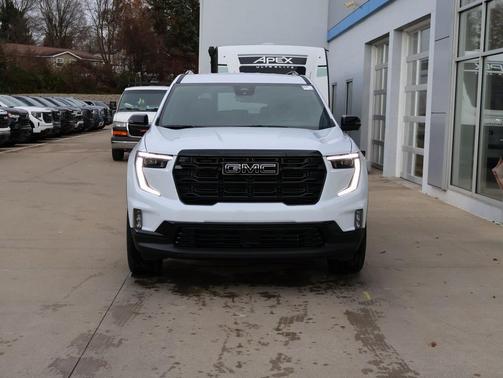 2026 GMC Acadia Elevation AWD