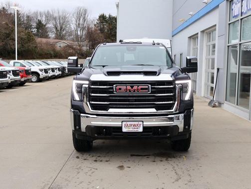 2025 GMC Sierra 2500 SLT