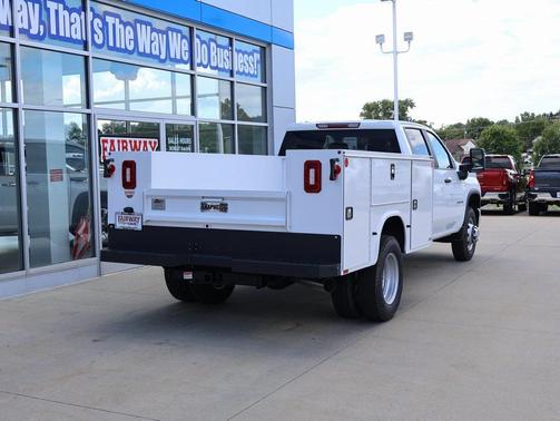 2025 Chevrolet Silverado 3500 WT