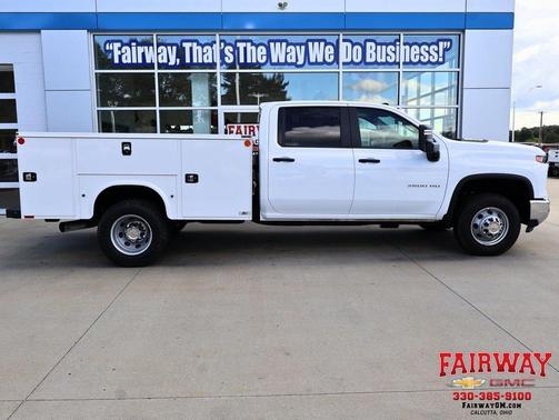 2025 Chevrolet Silverado 3500 WT