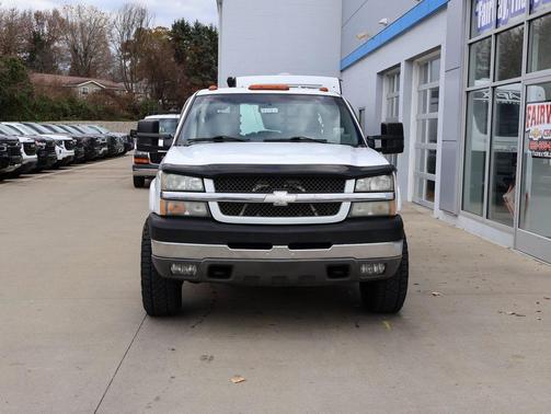 2003 Chevrolet Silverado 2500 LS H/D Crew Cab